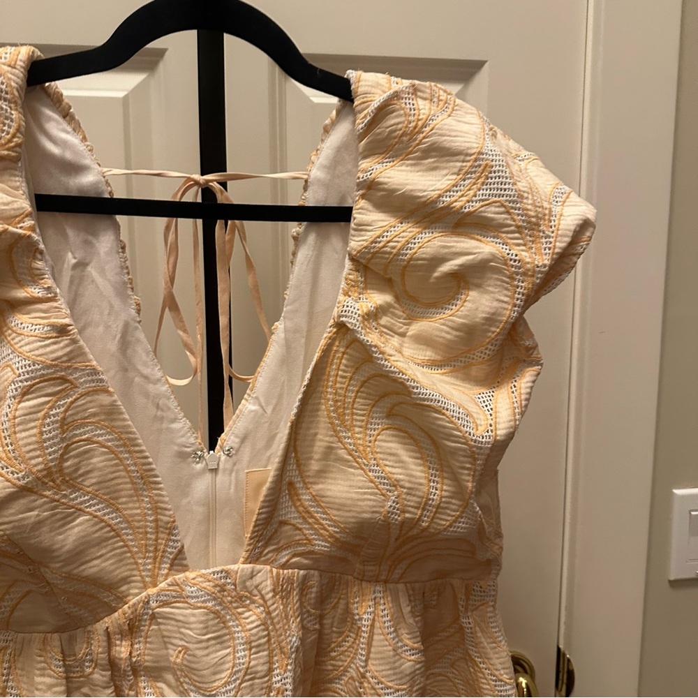 Anthropologie Deep-V Puff-Sleeve Dress in Peach NEW - Picture 10 of 13